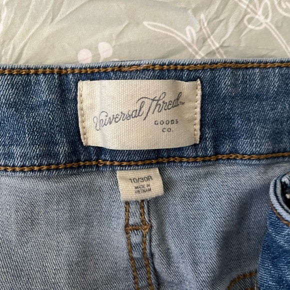 High-Rise Skinny Jeans (Medium Wash) - Picture 8 of 10